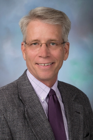 Head shot of Kurt Shultz