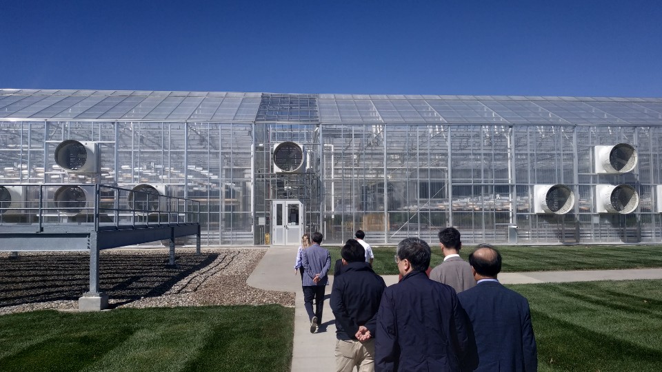 South Korea Team talks research