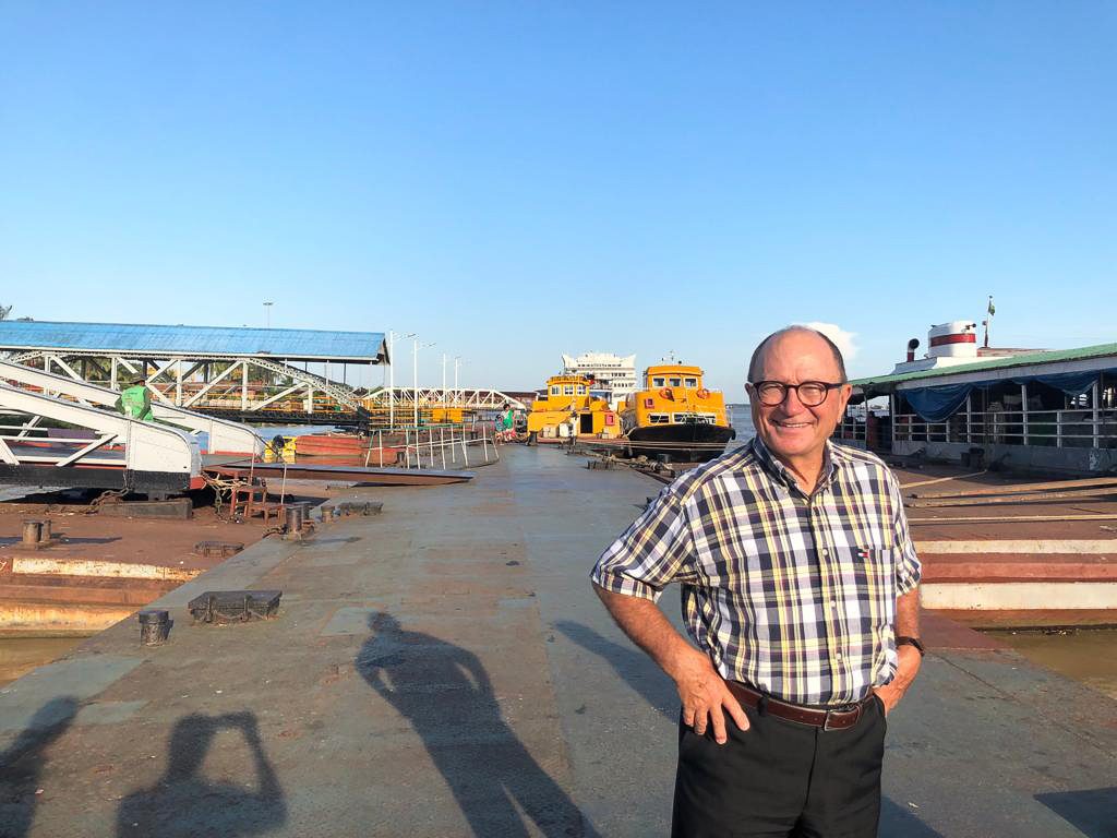 Former USGBC Board Member, Wayne Humphreys standing at a port in front of a ship at the loading dockUSDA ATM