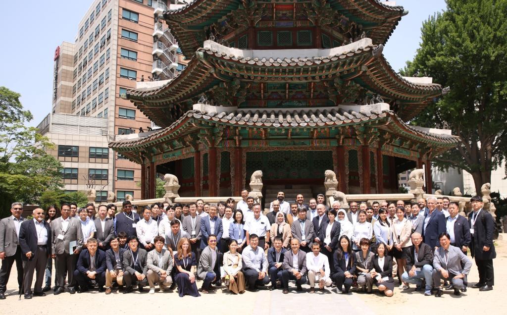 image of a group of people in South Korea