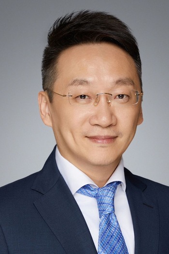 Headshot of Brian Wang